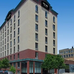 Hotel Red Lion & Long Island, New York